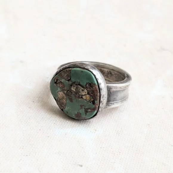 Vintage Sterling Silver Ring Turquoise Green 8.5 - Picture 4 of 13